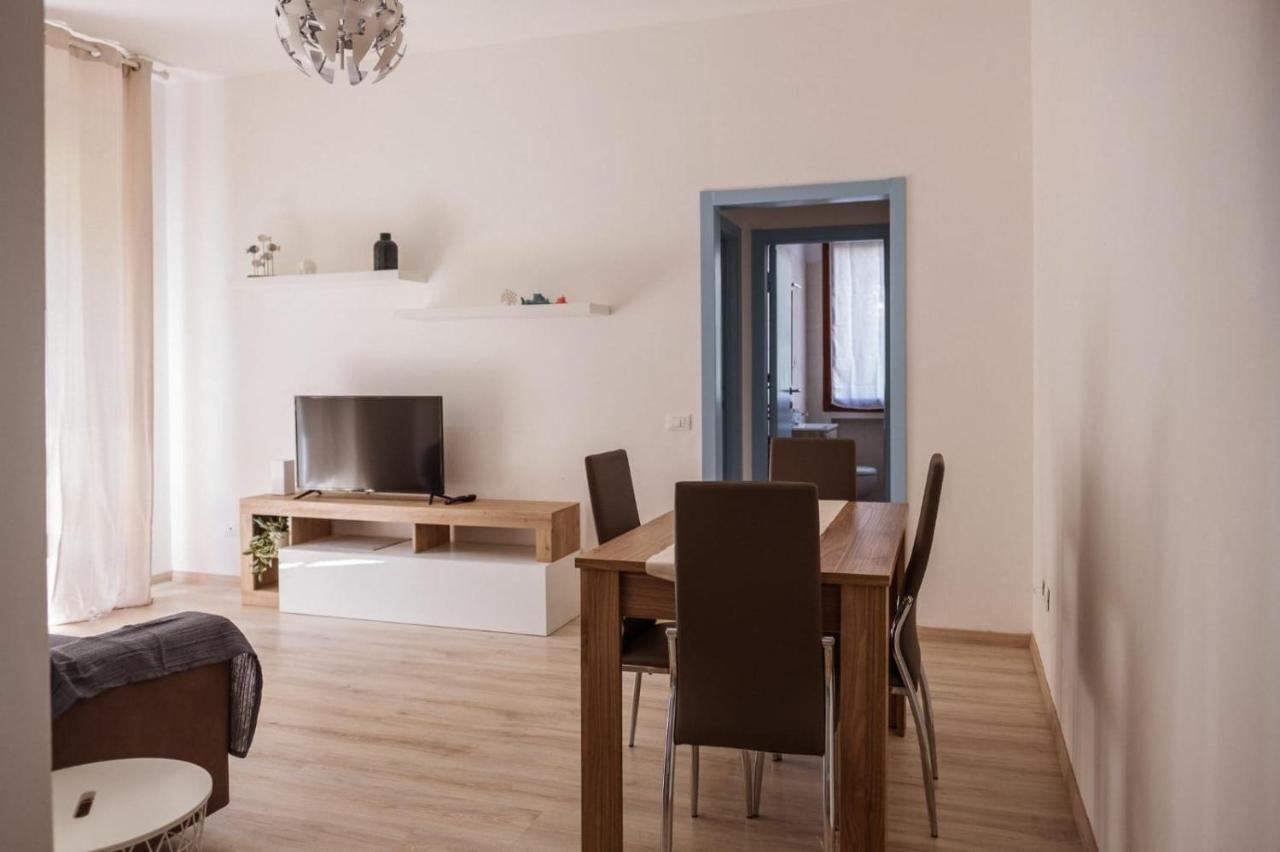 לריצ'י Appartamento Con Parcheggio E Aria Condizionata מראה חיצוני תמונה