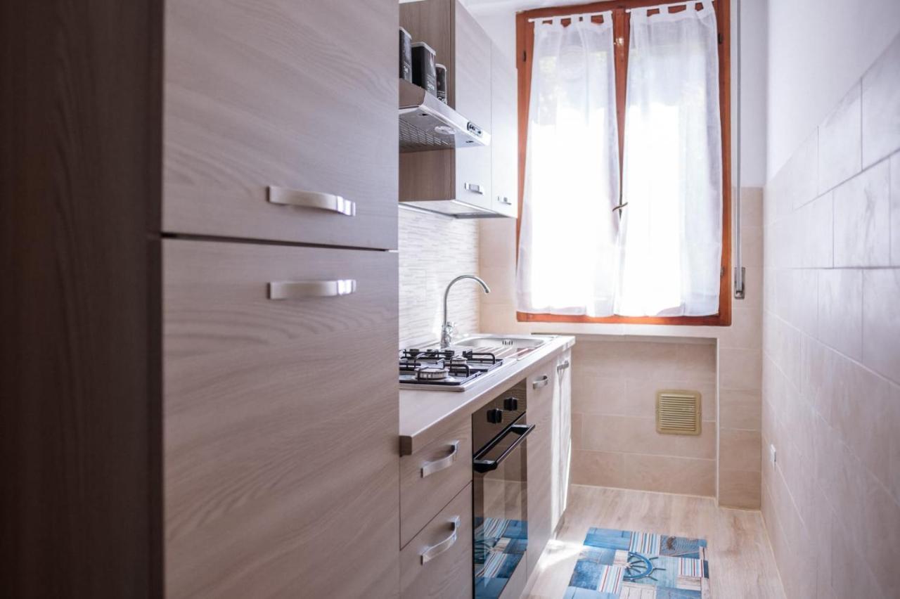 לריצ'י Appartamento Con Parcheggio E Aria Condizionata מראה חיצוני תמונה